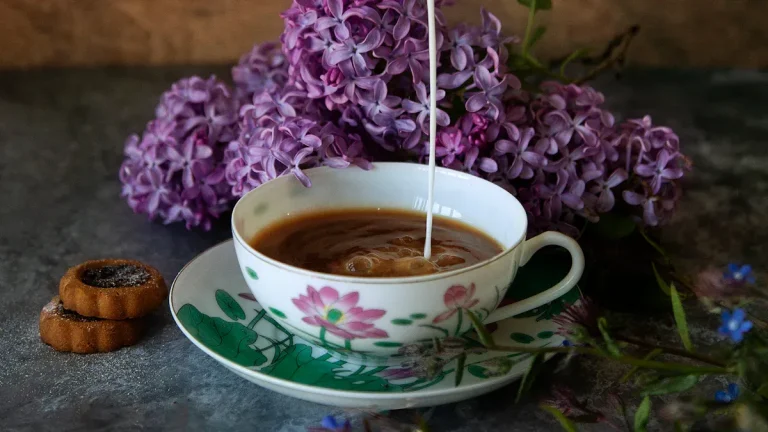 10 Best Benefits of Lavender Tea