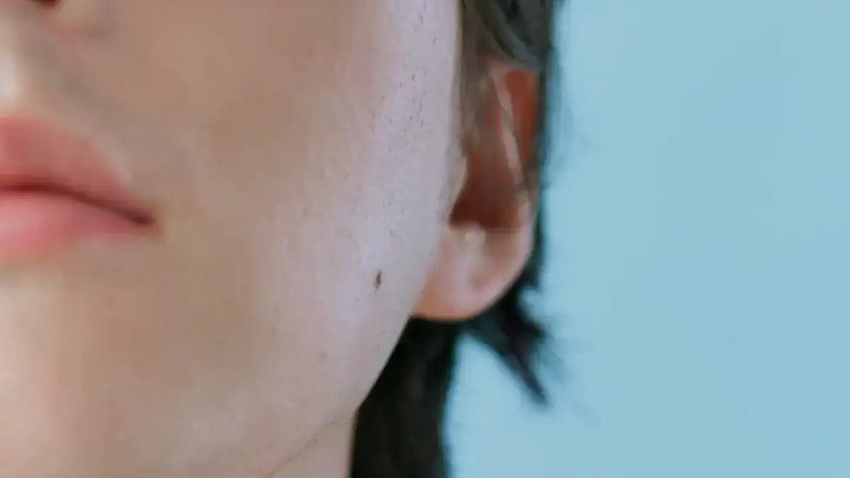 Swollen Lymph Nodes In Neck On One Side: Urgent Causes