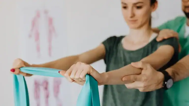 How To Heal A Torn Rotator Cuff Naturally: 7 Steps