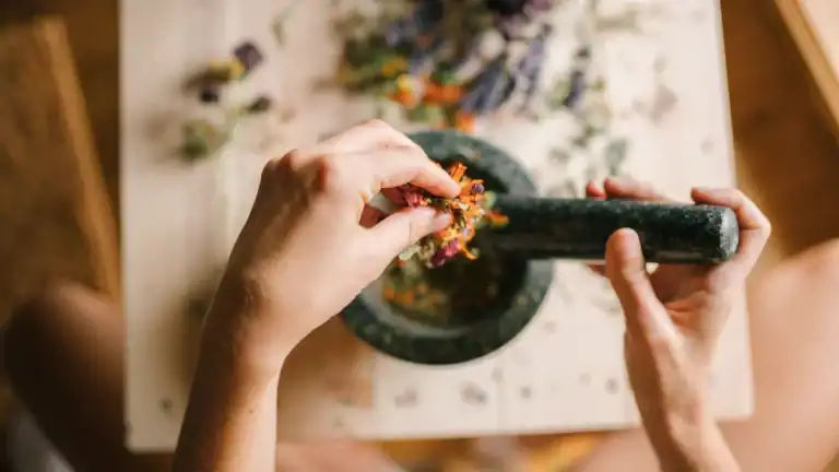 Home Remedies For Kidney Stones: 9 Easy Natural Fixes