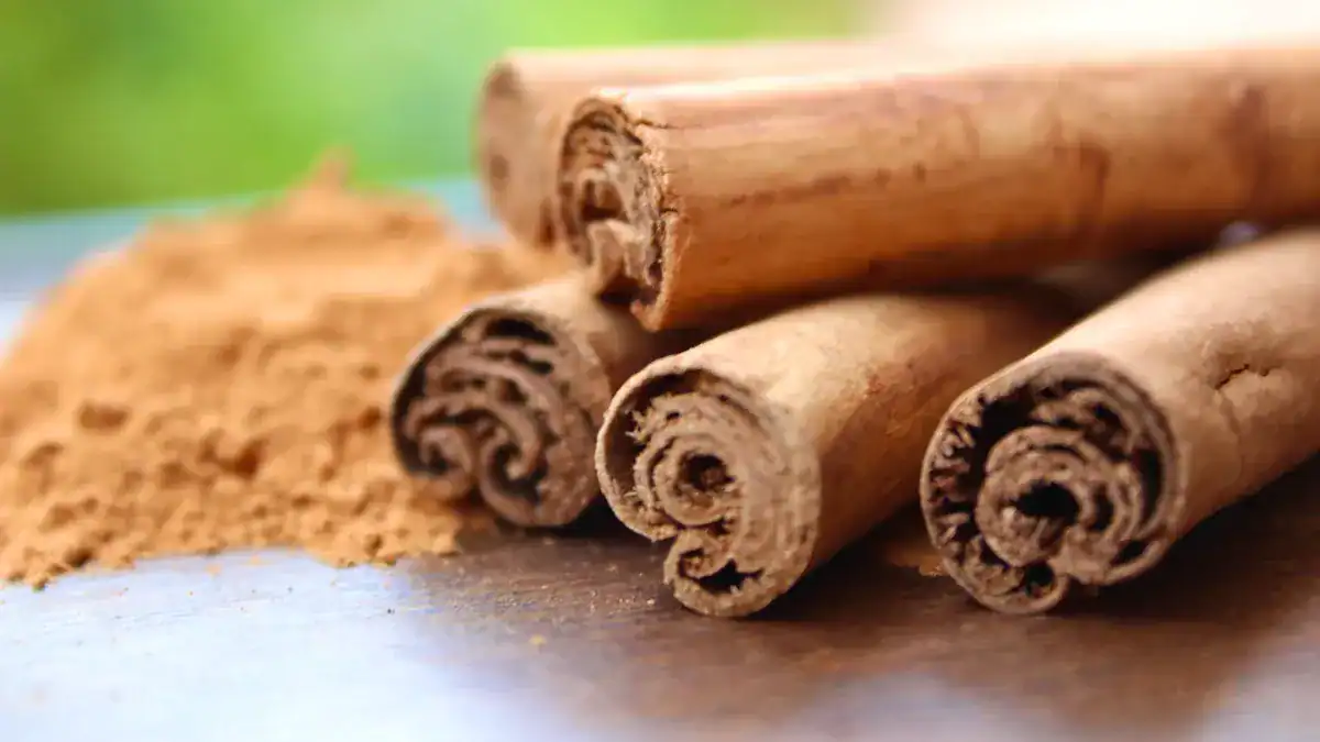 Cinnamon Health Benefits: 8 Amazing Spice Perks