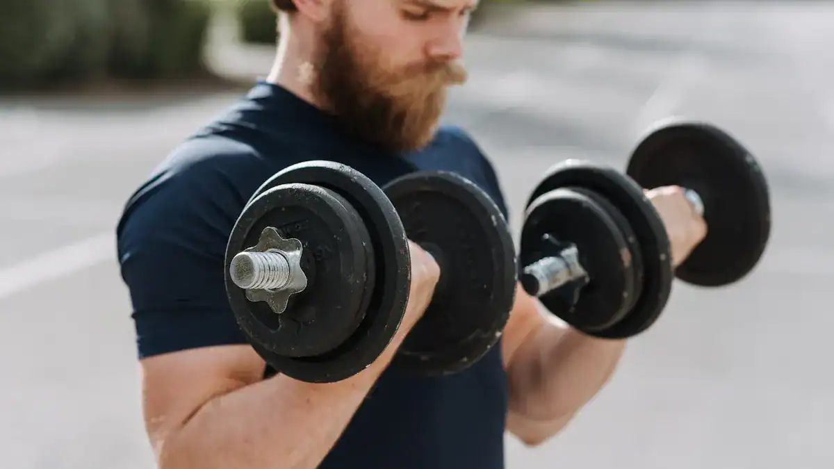 The 5 Best Arm Workouts with Dumbbells