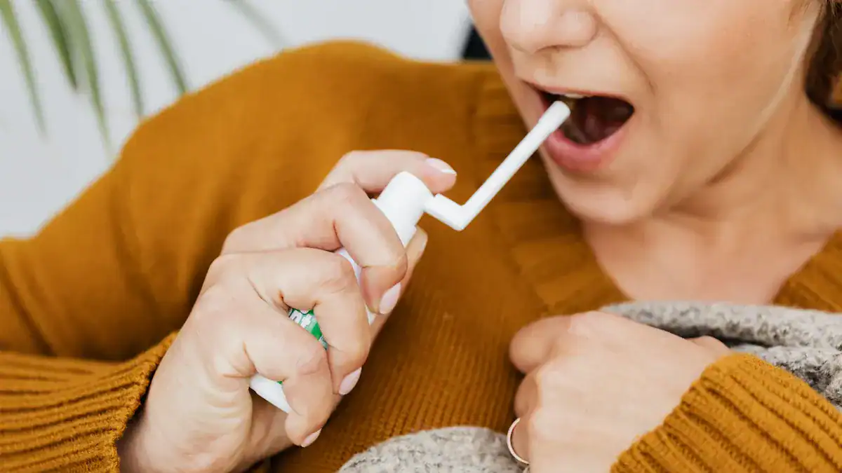 Why Does My Throat Tickle And I Can'
style=