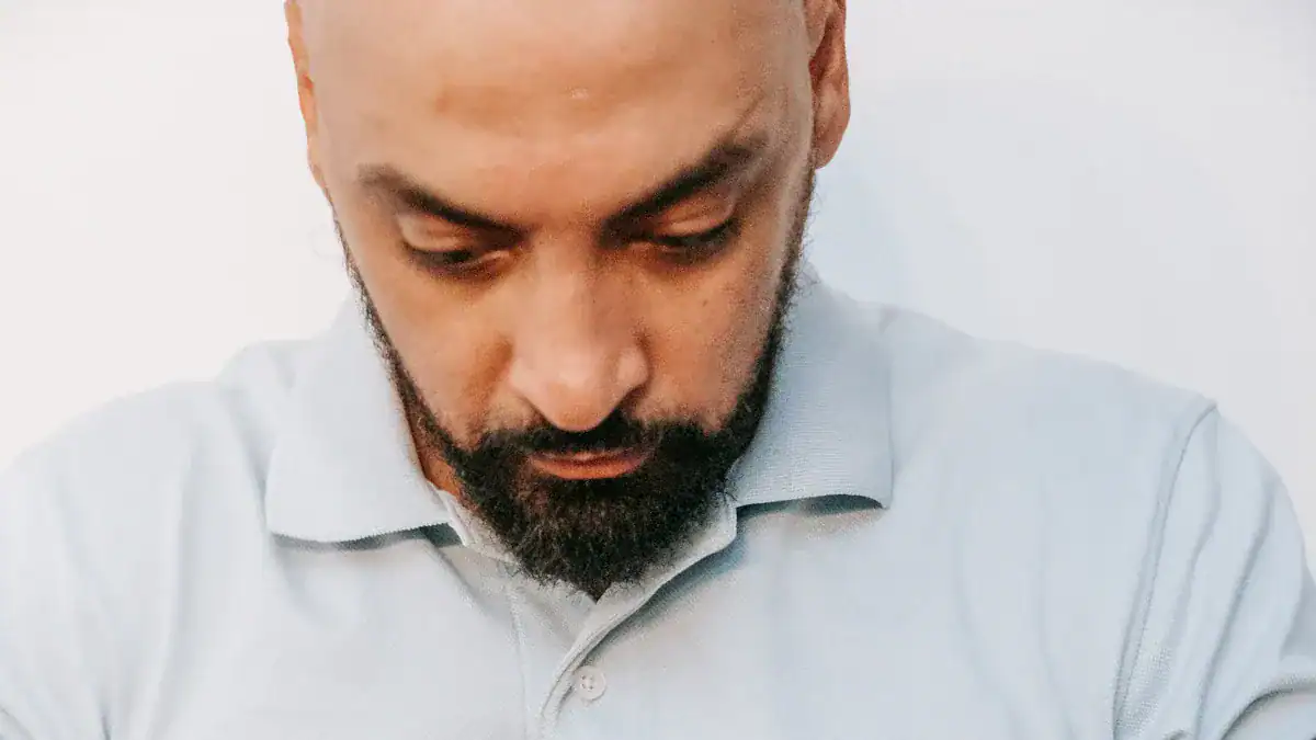 Right Side Chest Pain: Causes, Diagnosis, & When to Worry