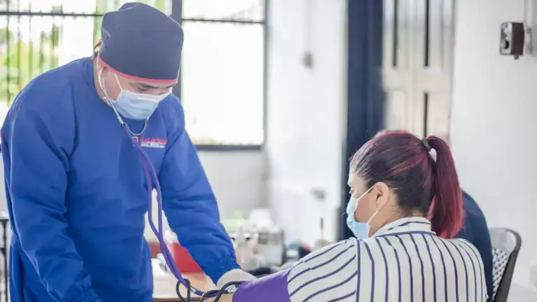 Blood Pressure Variations: Lying, Standing, Sitting Facts & Health